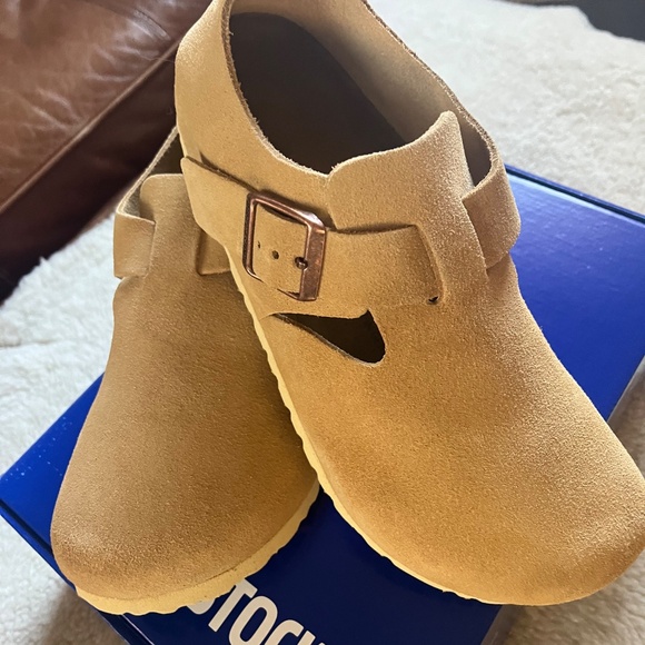 NWT Birkenstock London Size 39 in Latte Cream - Picture 3 of 5